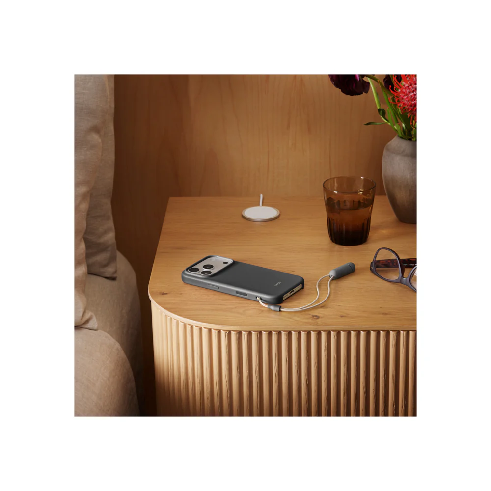 Beats iPhone 17 Series Kickstand Case with MagSafe and Camera Control - Image 43