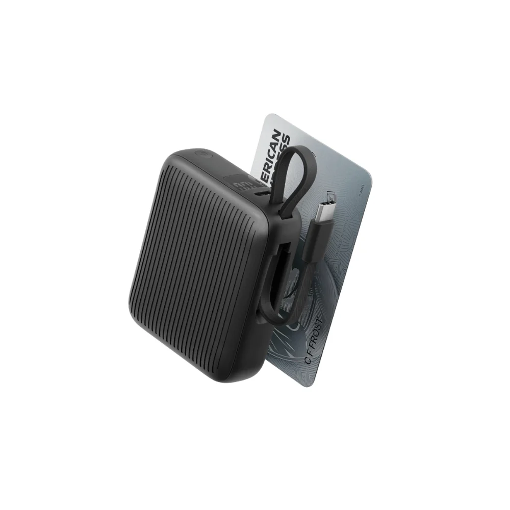 Energea Integra Mini 35, 10000mAh Powerbank with Built In USB-C Cable PD35W - Gunmetal - Image 3