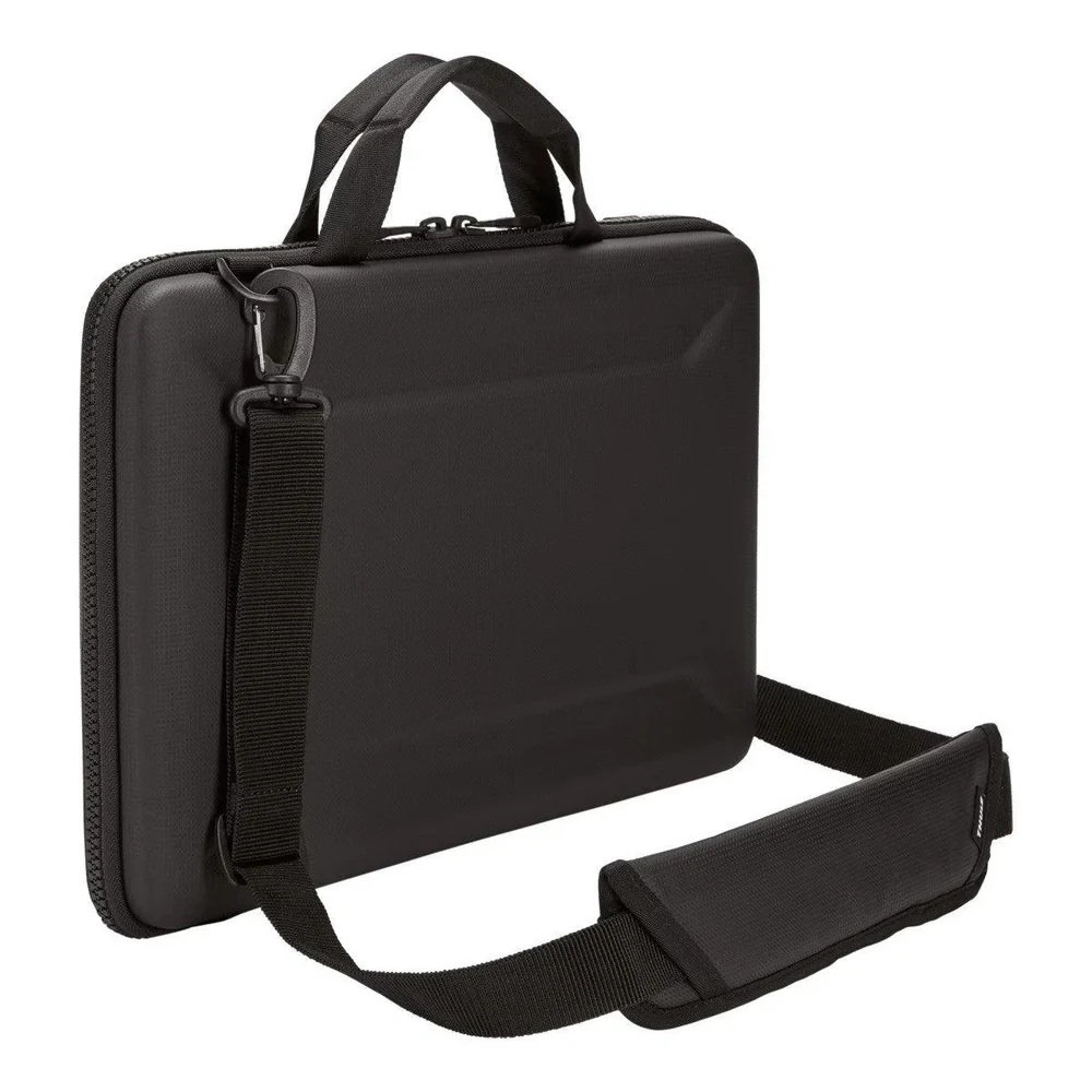 Thule Gauntlet 4.0 MacBook Pro Attache- Black - Image 2