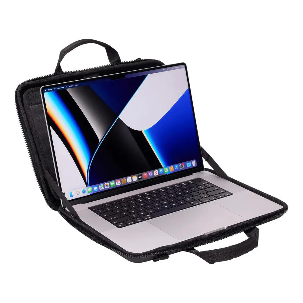 Thule Gauntlet 4.0 MacBook Pro Attache- Black - Image 4